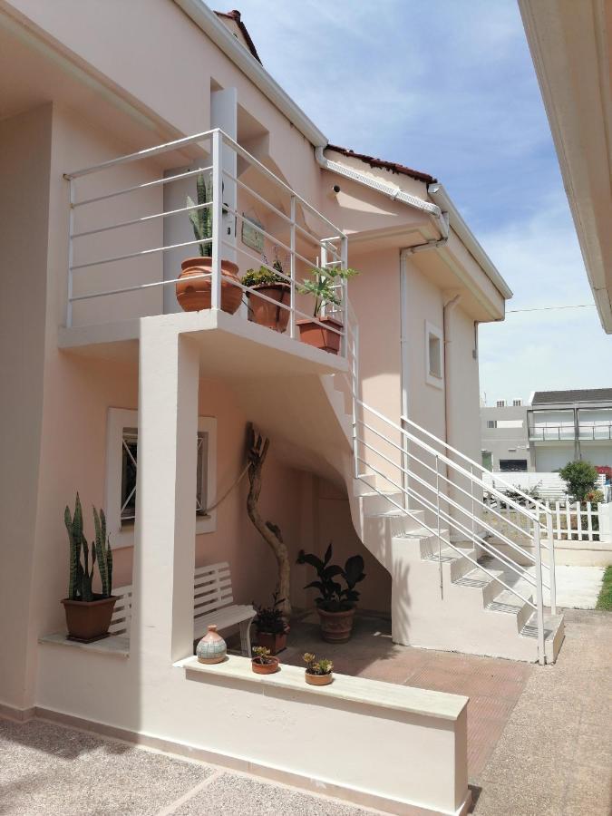 Suite In Front Of The Sea Nea Thesi Екстериор снимка